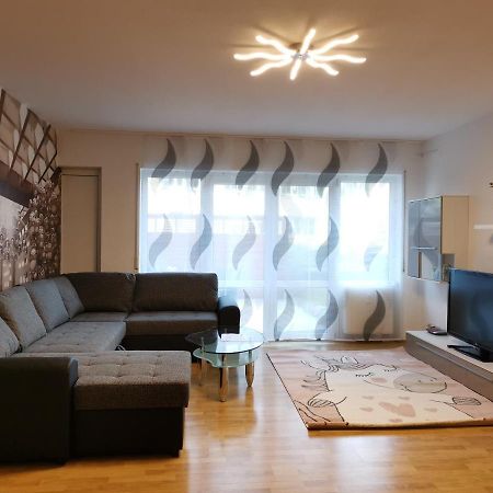 Gute Laune Mit Terrasse Und Garten Zentral Friedrichshafen Ngoại thất bức ảnh