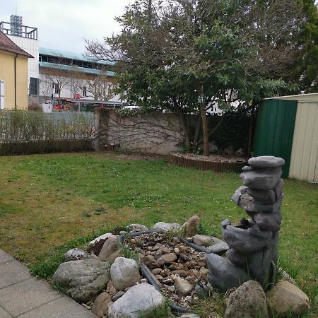Gute Laune Mit Terrasse Und Garten Zentral Friedrichshafen Ngoại thất bức ảnh