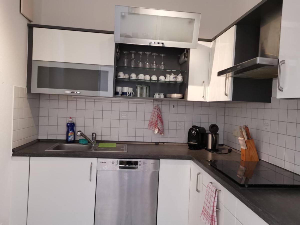 Gute Laune Mit Terrasse Und Garten Zentral Friedrichshafen Ngoại thất bức ảnh